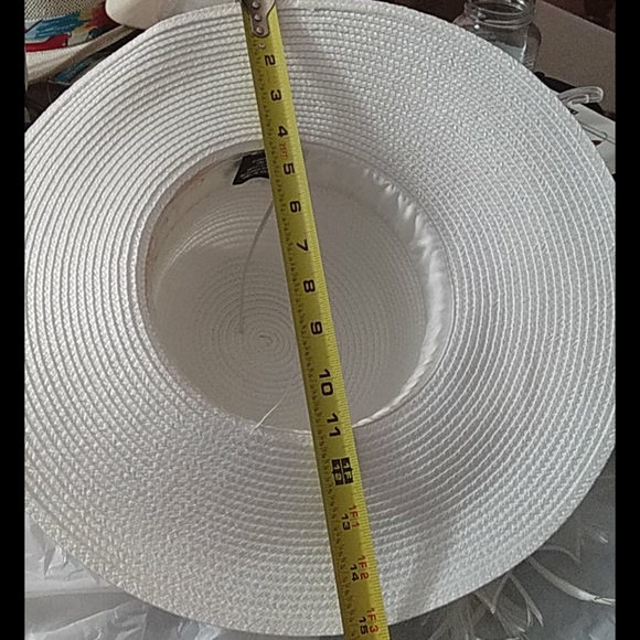 WHITE straw designer  W SATIN FLORAL EMBROIDERY - Picture 4 of 8